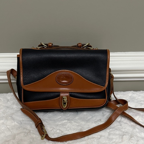 Vintage Dooney & Bourke All weather messenger satchel navy blue - Picture 1 of 15